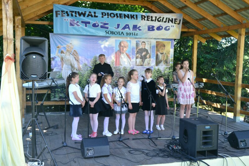 III Festiwal Piosenki Religijnej Kt� jak B�g